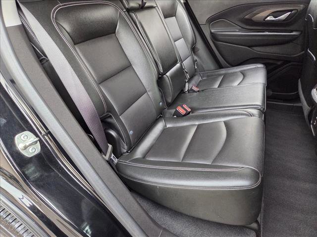 Used 2024 GMC Terrain SLT image 18