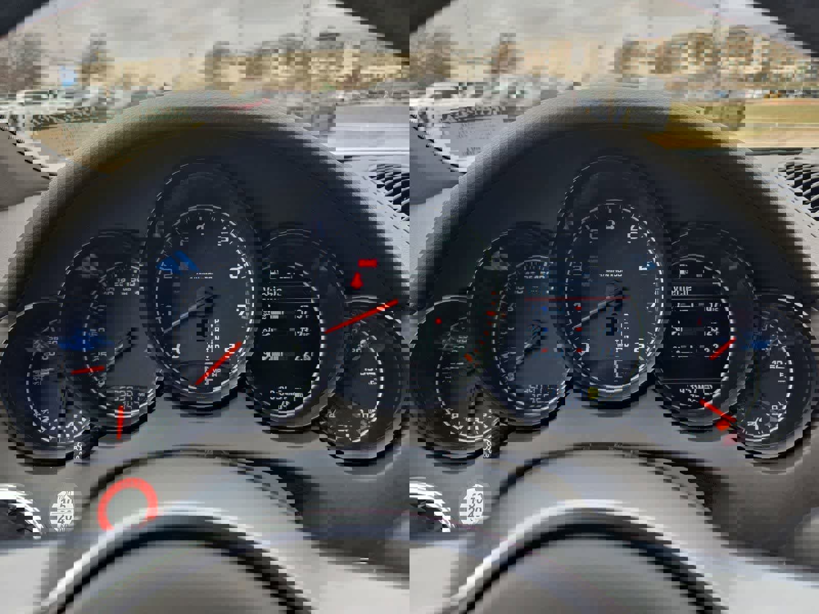 Used 2017 Porsche Cayenne image 34