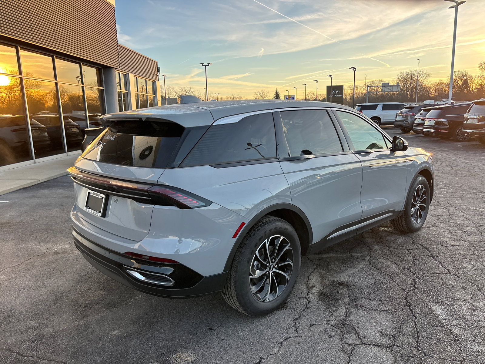 New 2026 Lincoln Nautilus Premier image 7