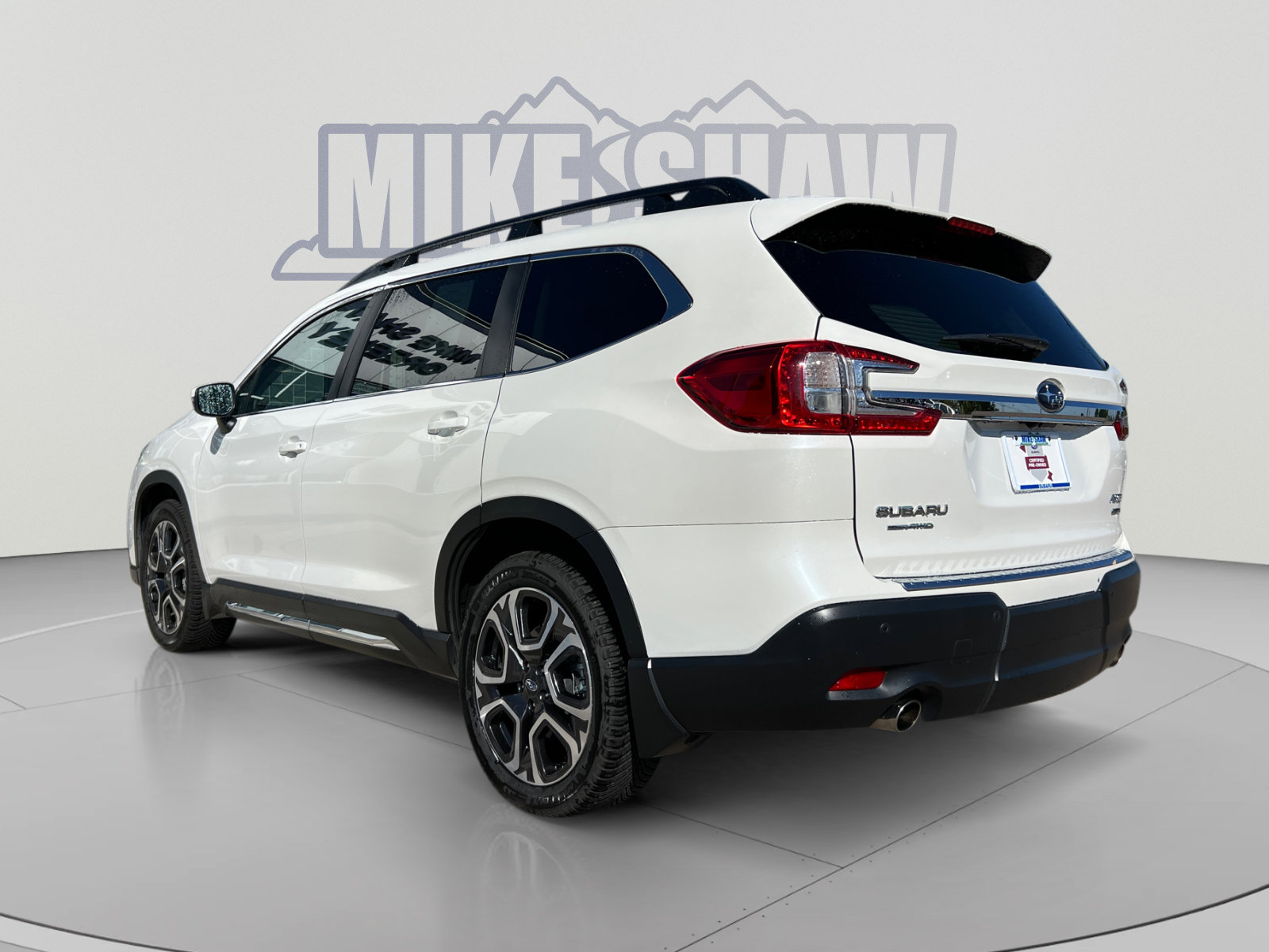 Used 2023 Subaru Ascent Limited AWD/4WD image 3