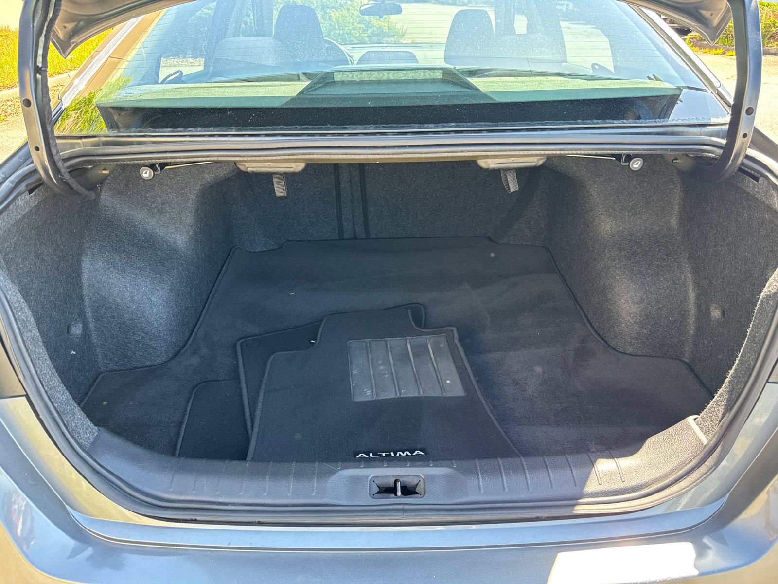 Used 2022 Nissan Altima 2.5 S FWD image 18