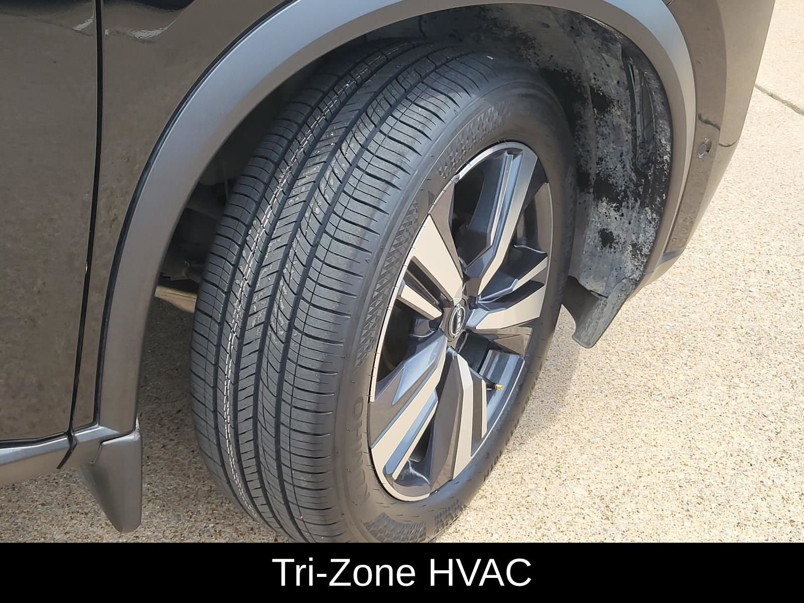 Used 2023 Nissan Rogue SL w/ SL Premium Package FWD image 6