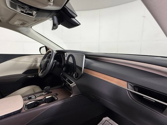 Used 2024 Lexus RX 350 FWD w/ Convenience Package image 34