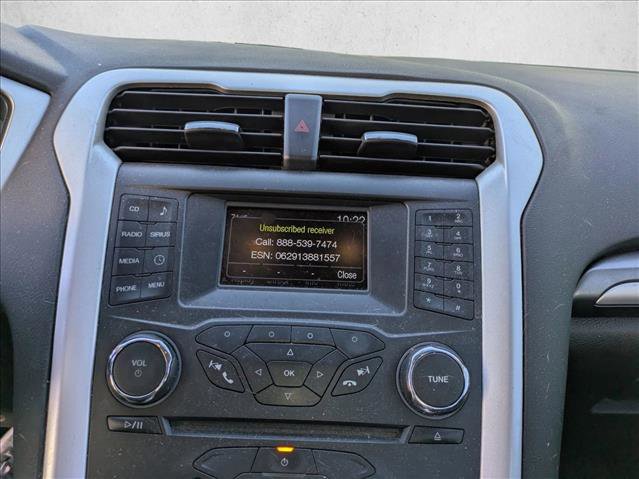 Used 2015 Ford Fusion SE image 13