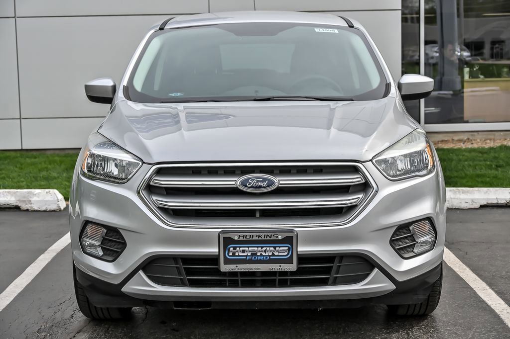 Used 2017 Ford Escape SE w/ SE Cold Weather Package FWD image 4