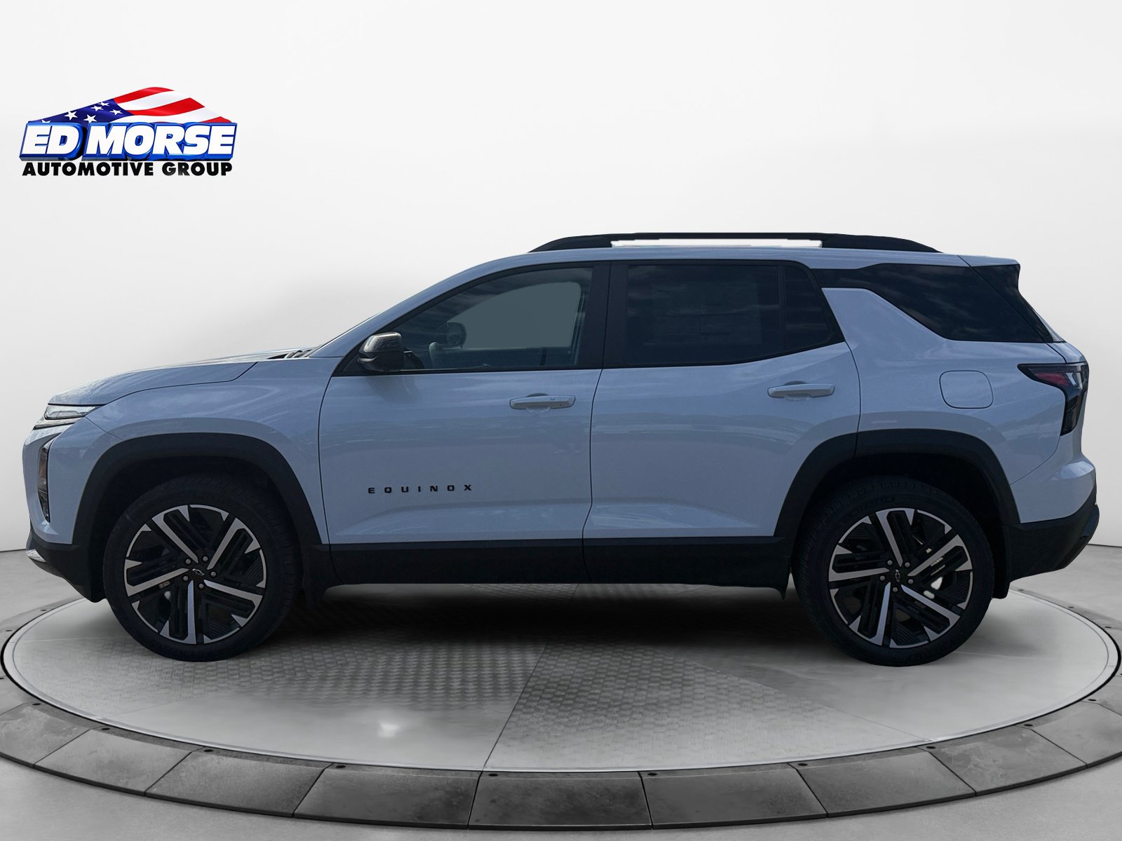 New 2027 Chevrolet Equinox RS w/ Safety and Technology Package AWD/4WD image 2