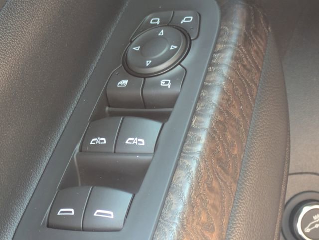 Certified 2021 GMC Acadia Denali w/ Denali Technology Package FWD image 27