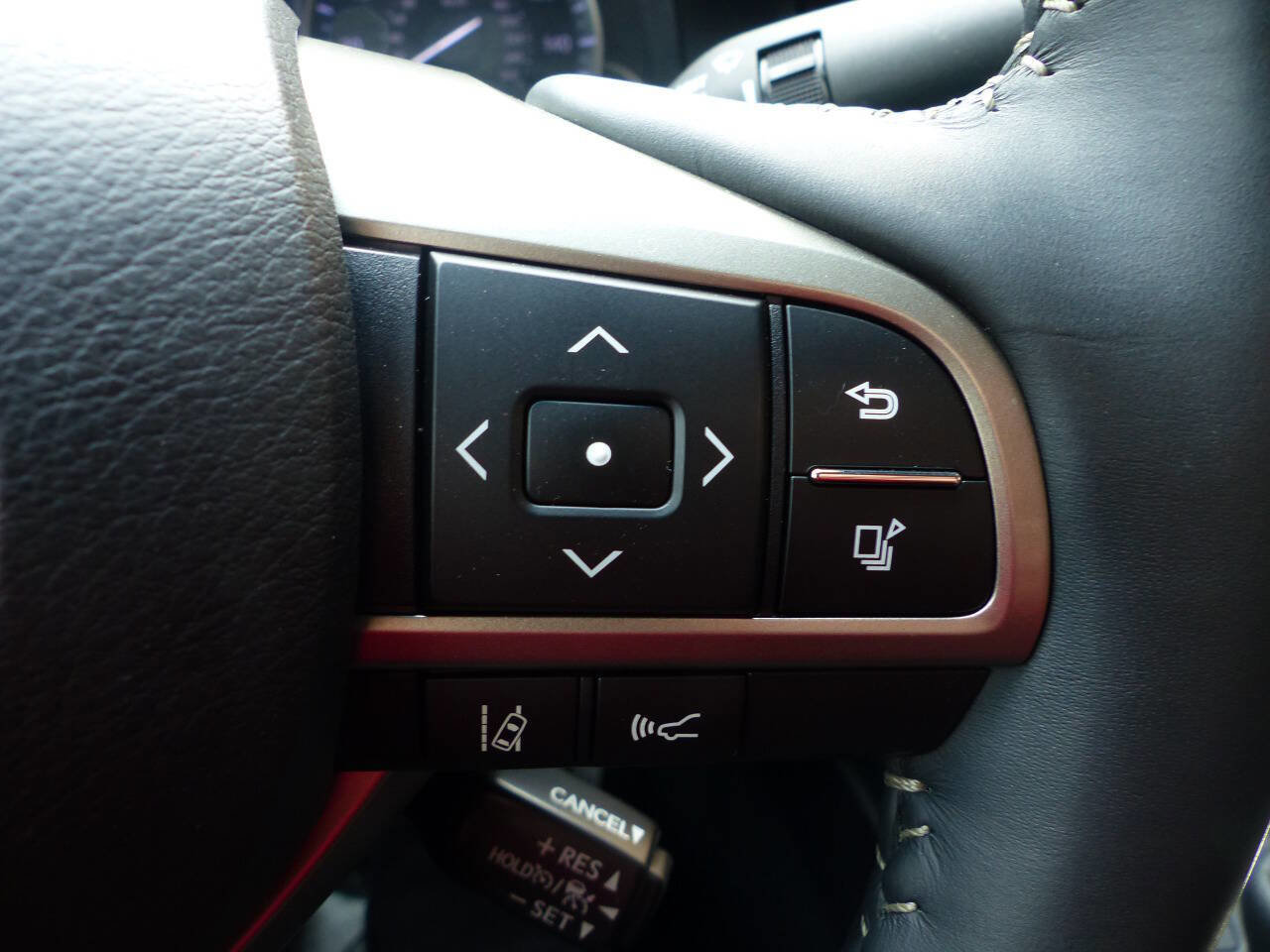 Used 2017 Lexus ES 350 w/ Luxury Package image 25