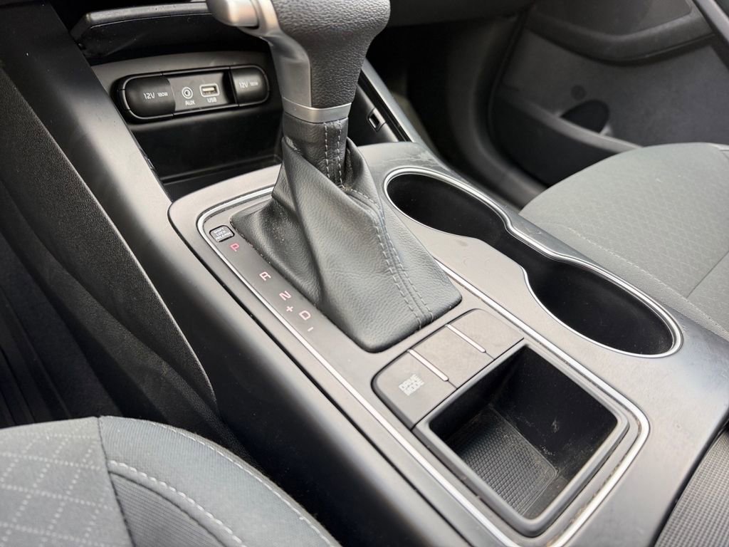 Used 2020 Kia Sorento LX image 25