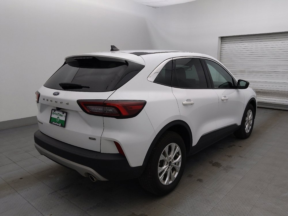 Used 2023 Ford Escape Active image 9