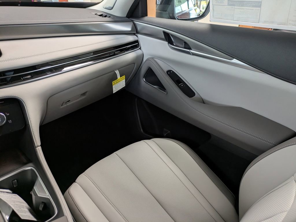 New 2026 INFINITI QX60 Luxe w/ Cargo Package image 19