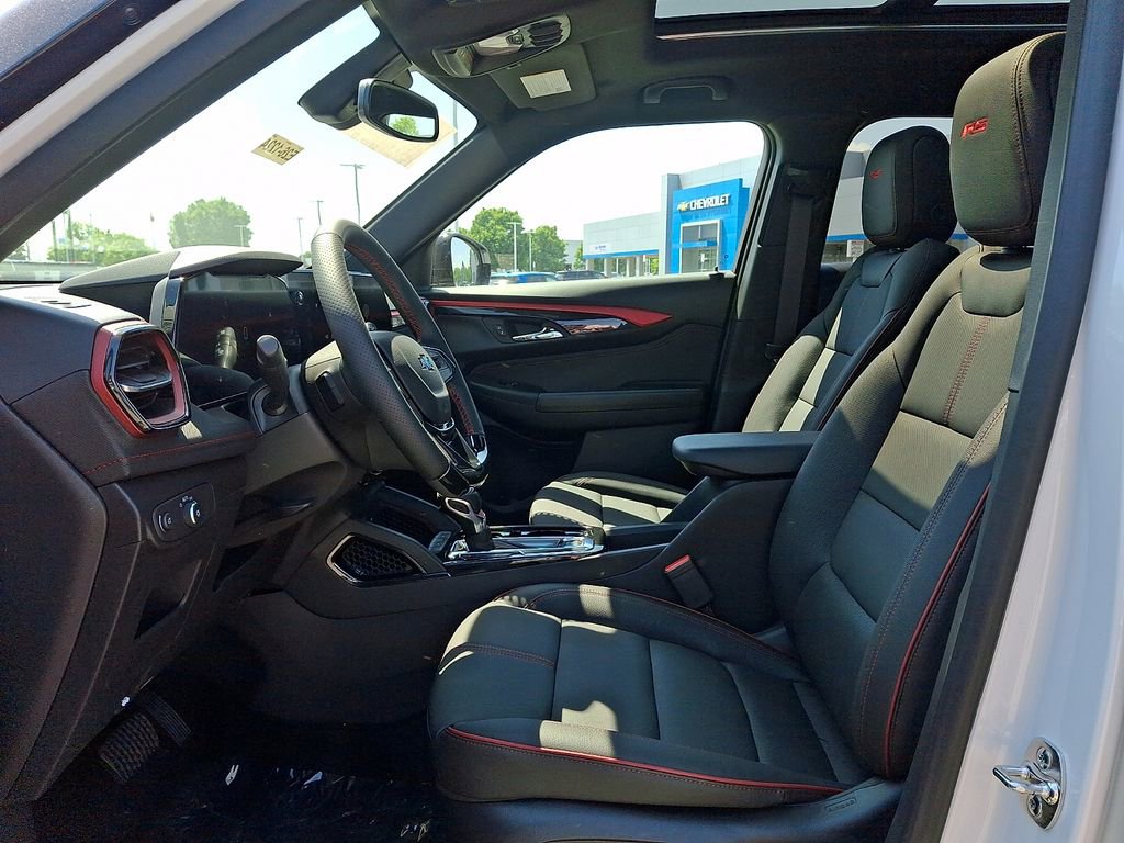 New 2026 Chevrolet TrailBlazer RS w/ Convenience Package FWD image 9