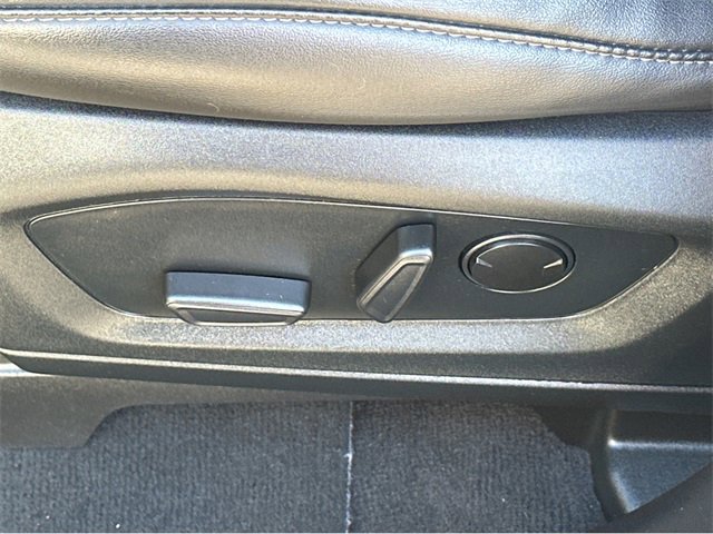 Used 2022 Ford Explorer XLT w/ Equipment Group 202A image 35