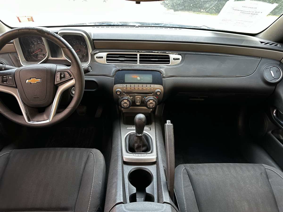 Used 2013 Chevrolet Camaro LS RWD image 14