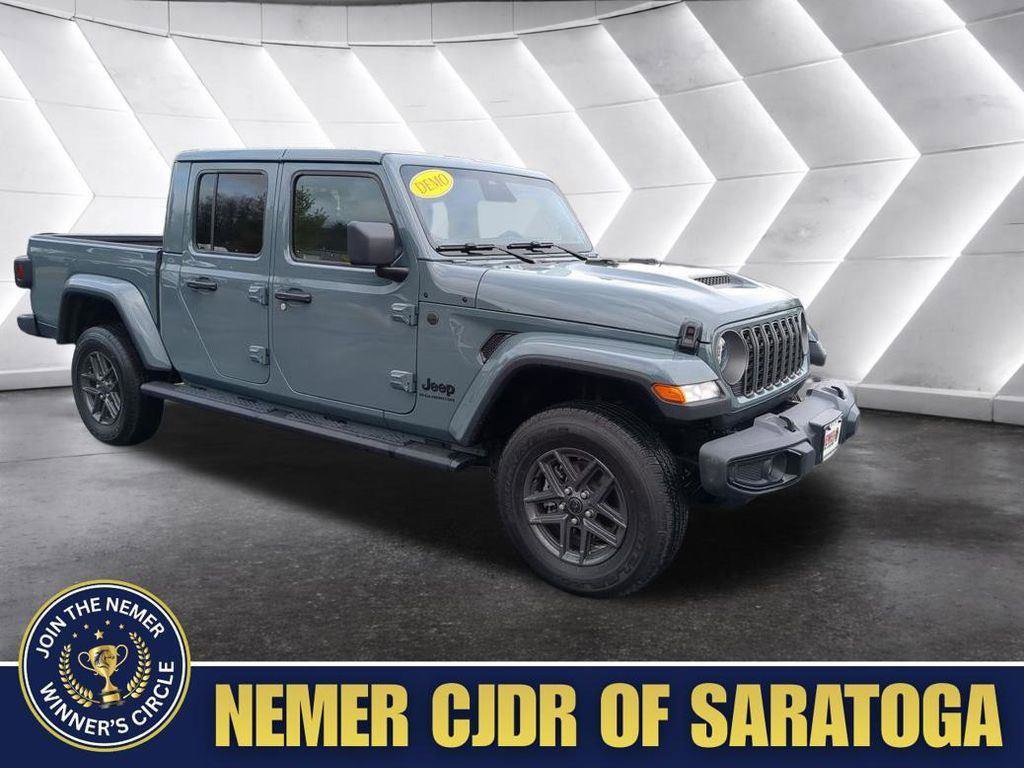 New 2026 Jeep Gladiator Sport image 13
