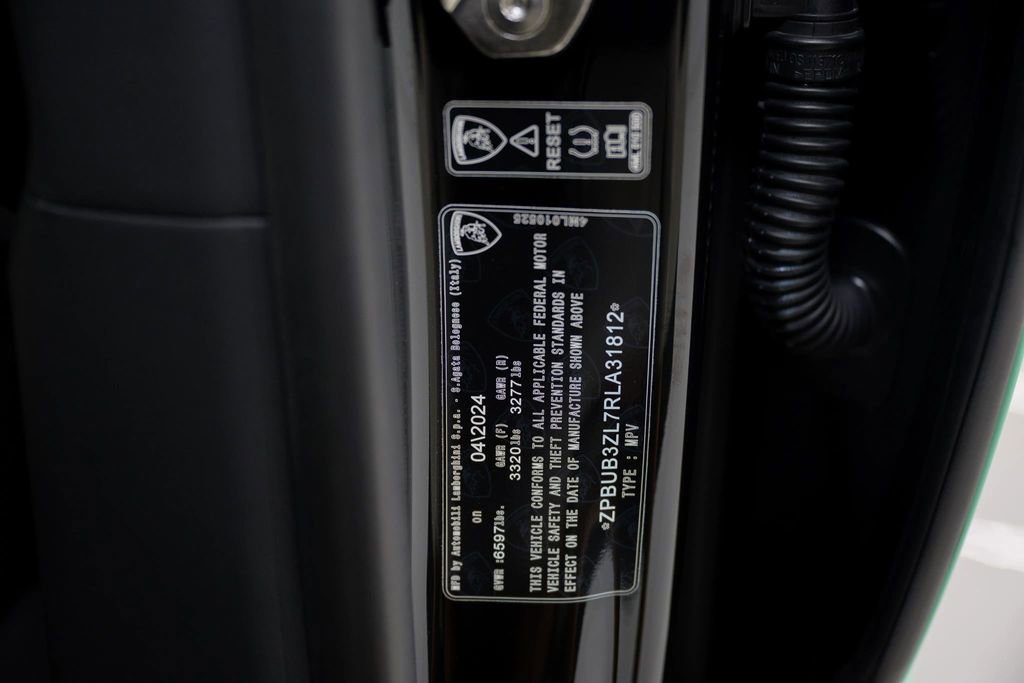 Used 2024 Lamborghini Urus S AWD/4WD image 65