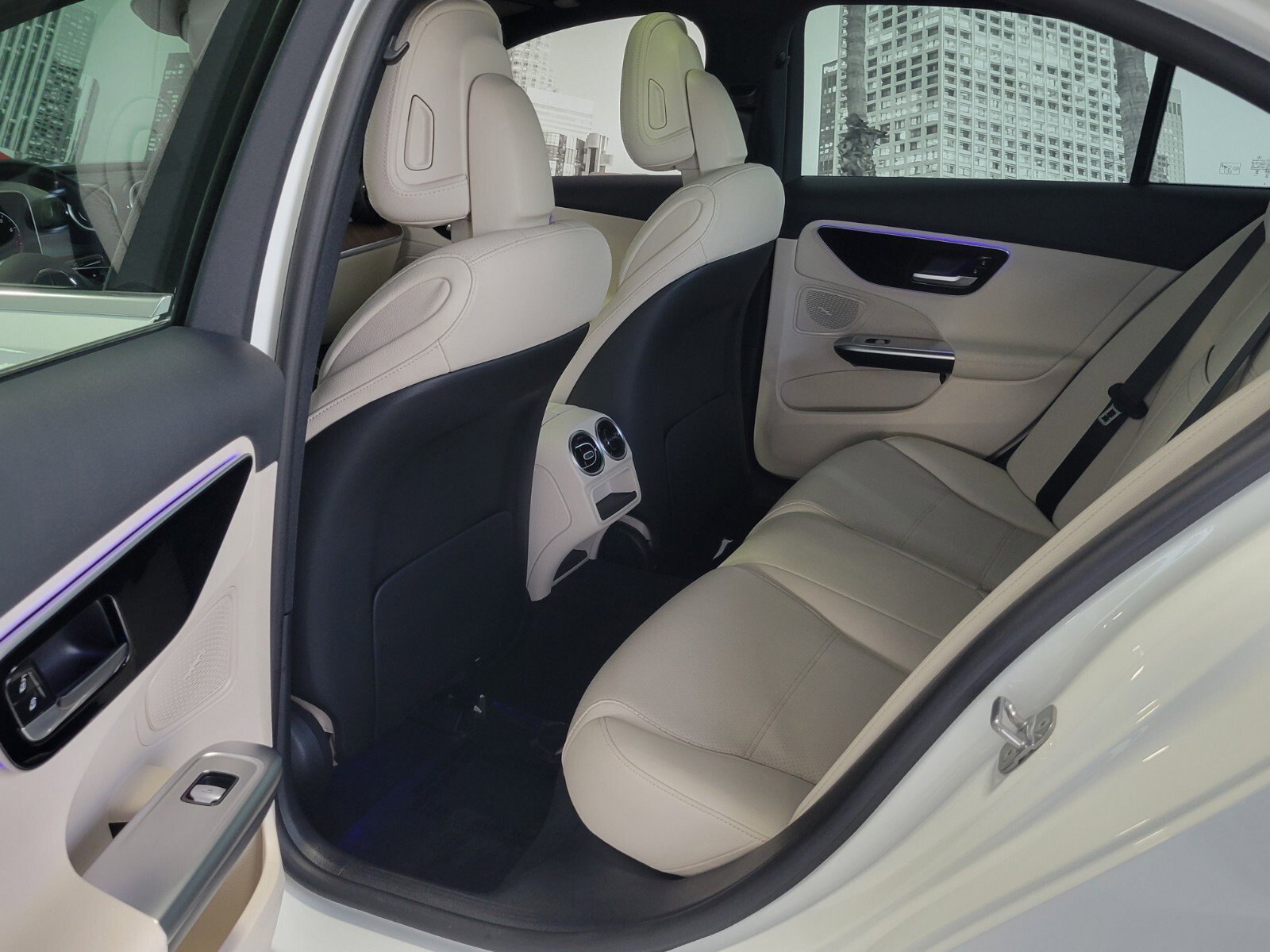 Used 2024 Mercedes-Benz C 300 4MATIC Sedan image 12