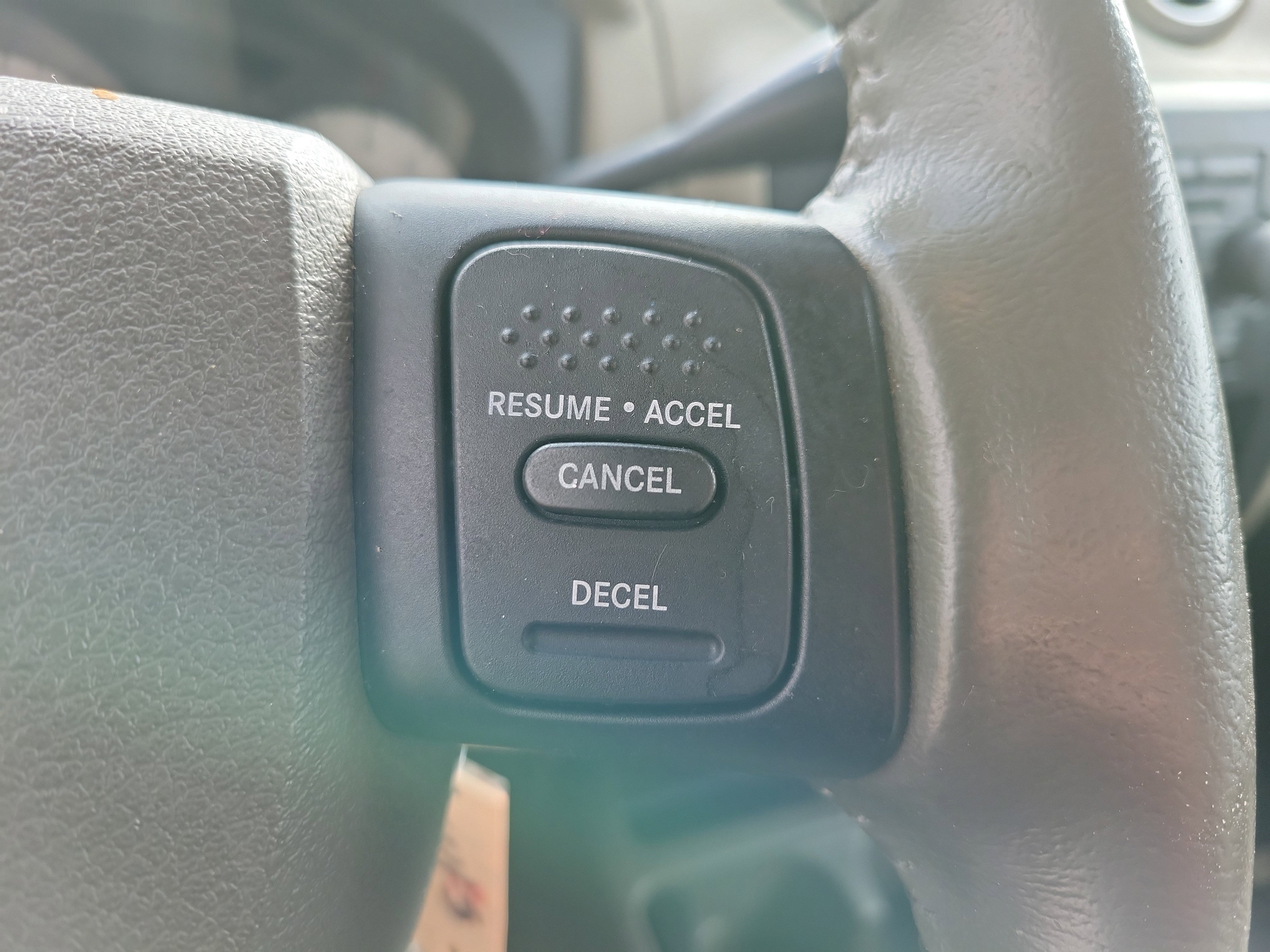 Used 2006 Mitsubishi Raider DuroCross image 11