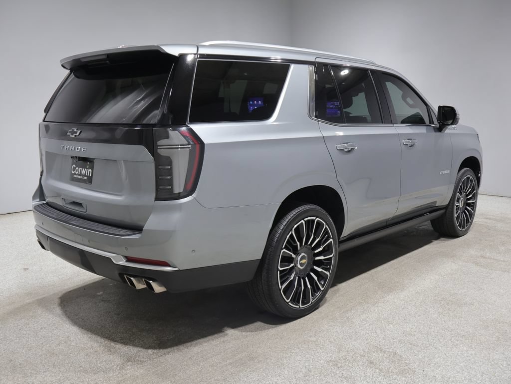 Used 2025 Chevrolet Tahoe High Country AWD/4WD image 2