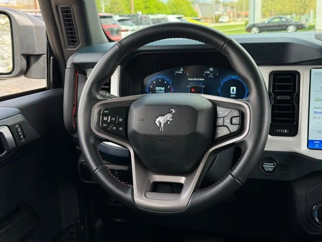 Used 2025 Ford Bronco Heritage Edition AWD/4WD image 7