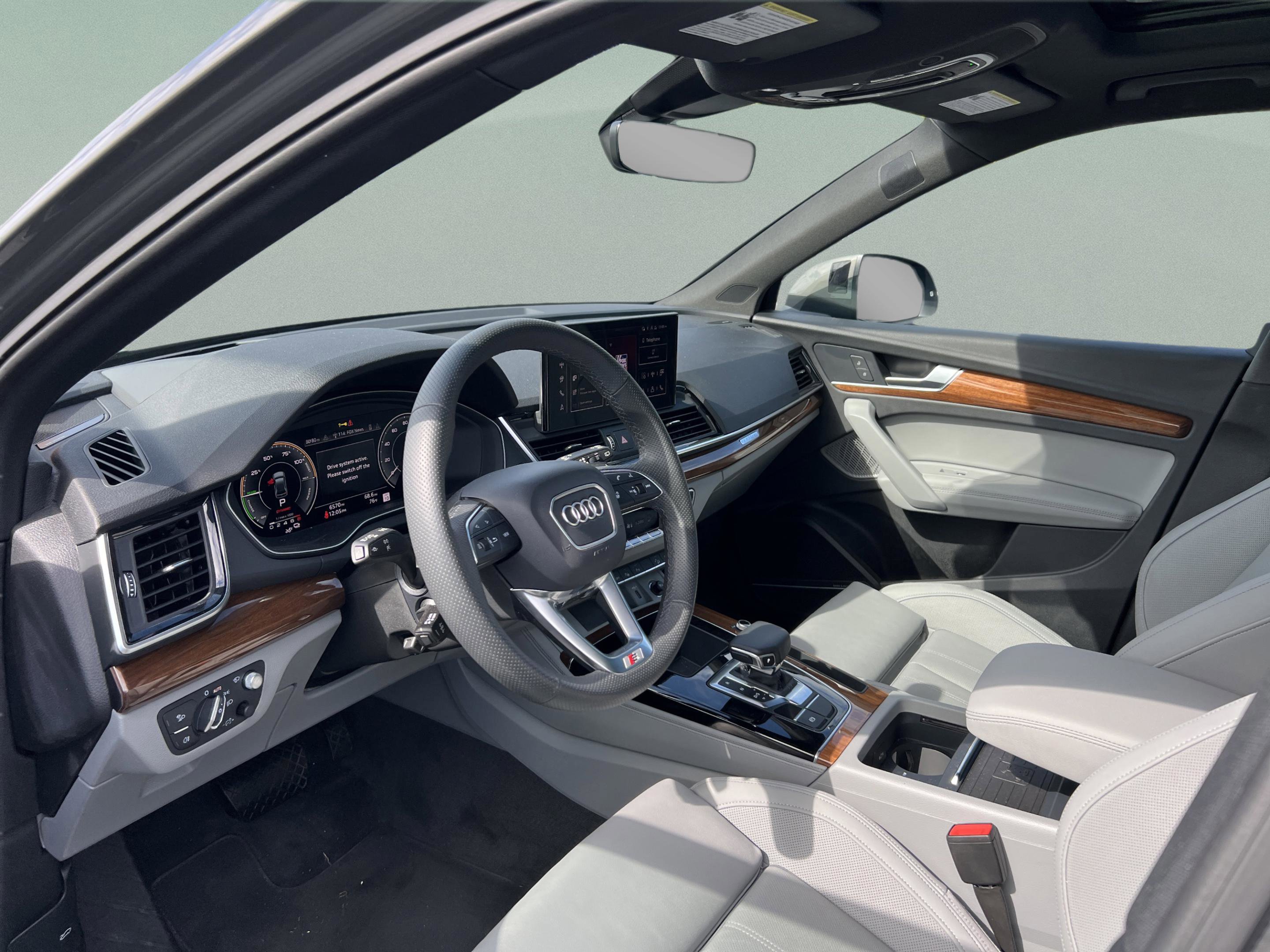 Used 2024 Audi Q5 e Prestige image 11