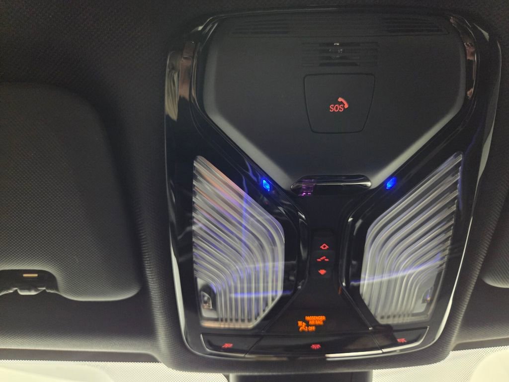 Used 2022 BMW X5 sDrive40i w/ M Sport Package image 19