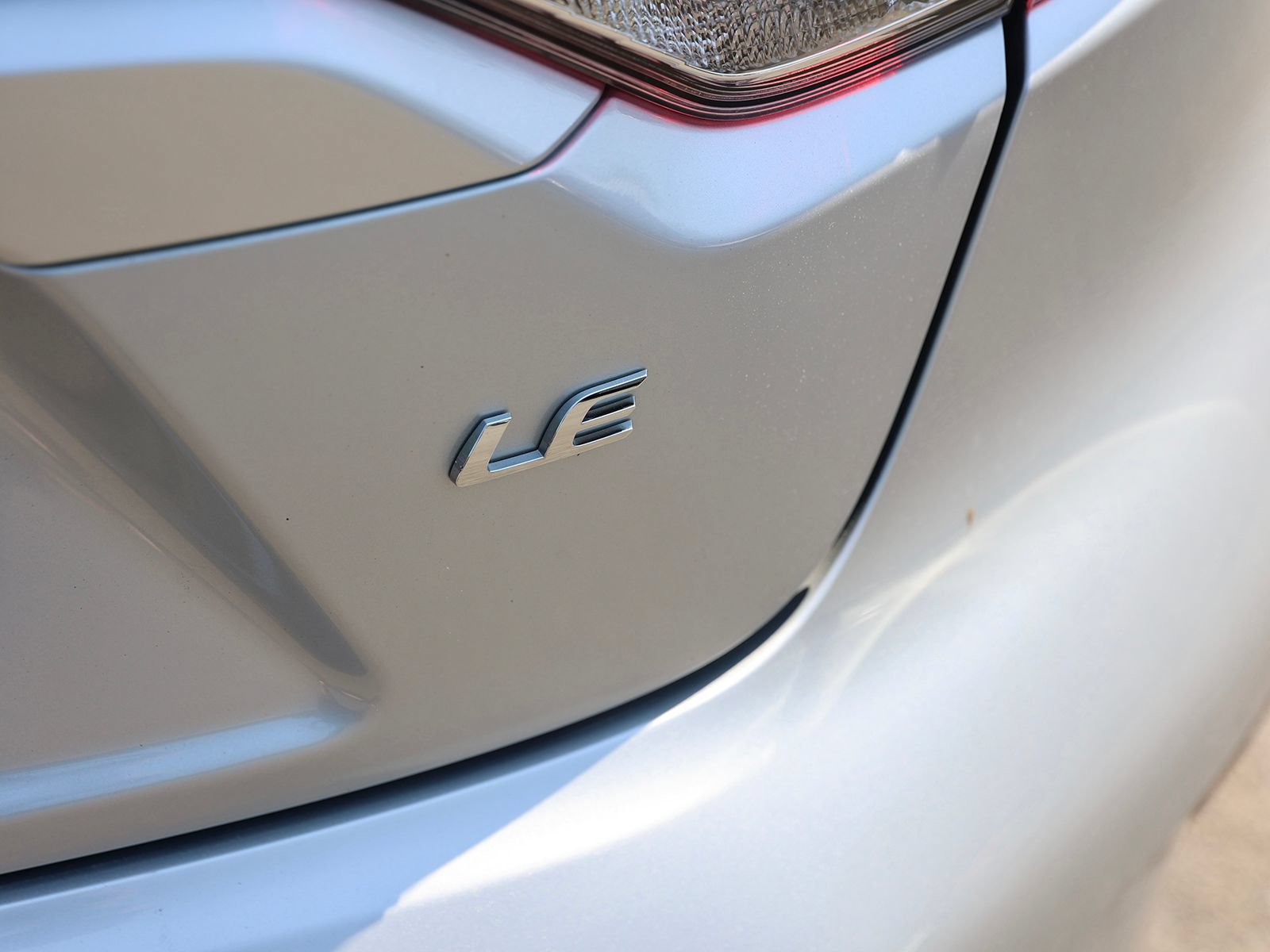 Used 2023 Toyota Corolla LE w/ LE Convenience Package FWD image 10