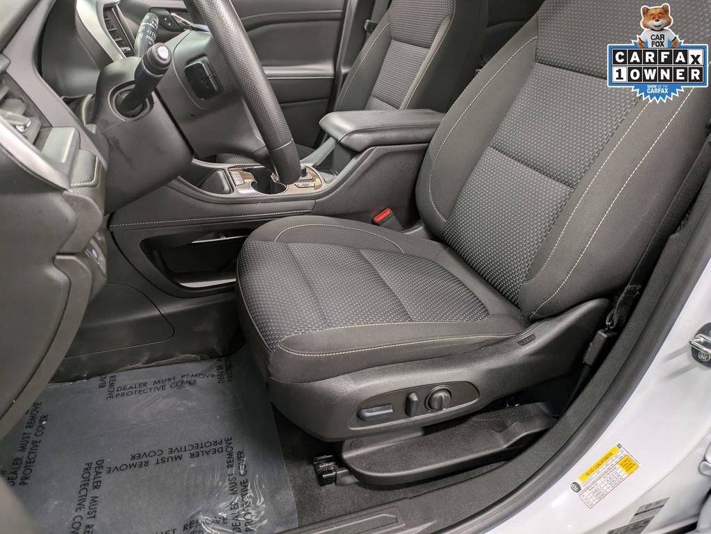 Used 2023 GMC Acadia SLE w/ Driver Convenience Package image 10