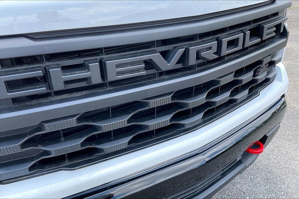 Used 2025 Chevrolet Silverado 1500 Custom Trail Boss w/ LPO, Dark Essentials Package AWD/4WD image 27