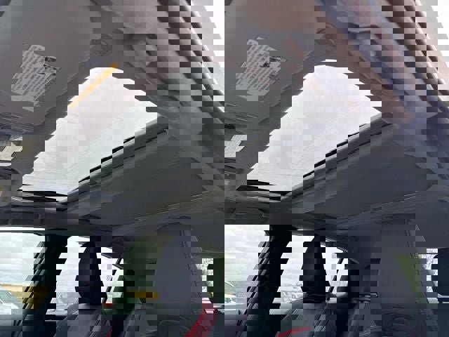 Used 2024 Toyota Prius Prime Premium image 26