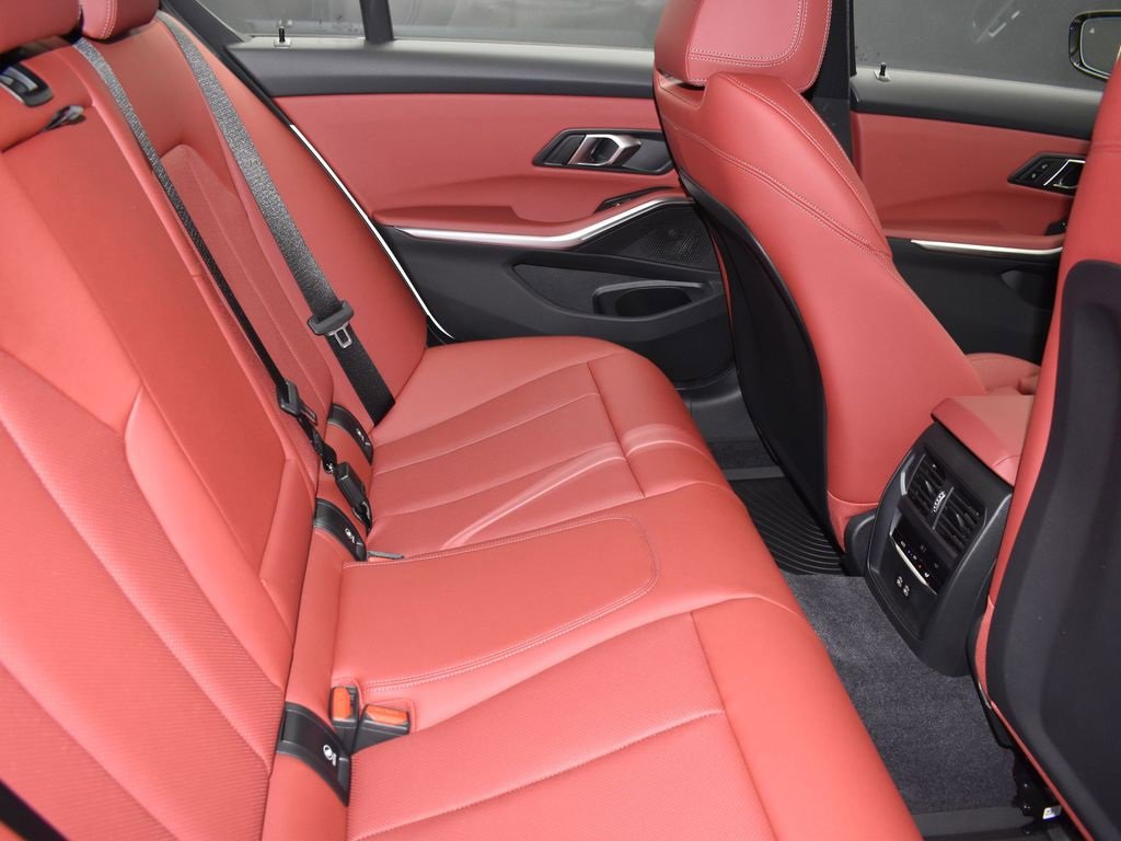 New 2026 BMW 330i Sedan w/ M Sport Package image 20