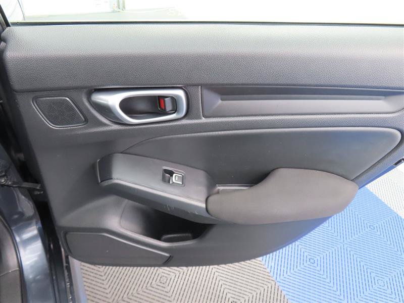 Used 2023 Honda Civic Sport image 27