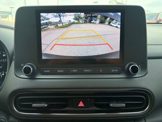 Used 2023 Hyundai Kona SEL image 2