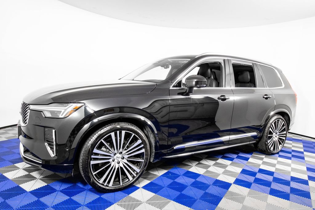 Used 2026 Volvo XC90 B6 Ultra w/ Lounge Package image 1
