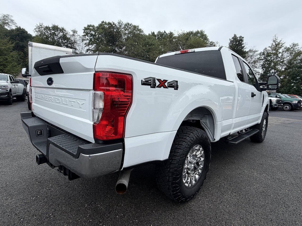 Used 2022 Ford F250 XL w/ Power Equipment Group AWD/4WD image 10