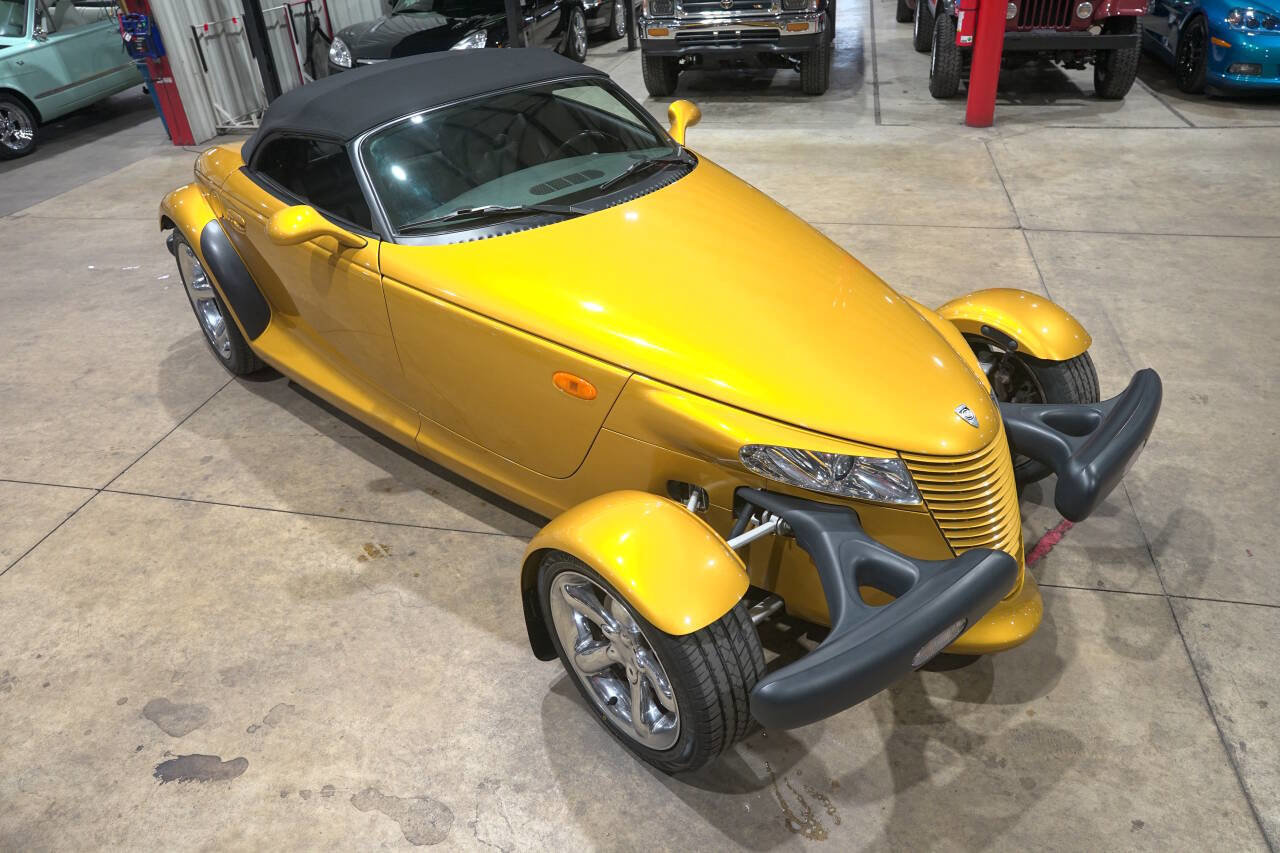 Used 2002 Chrysler Prowler RWD image 28