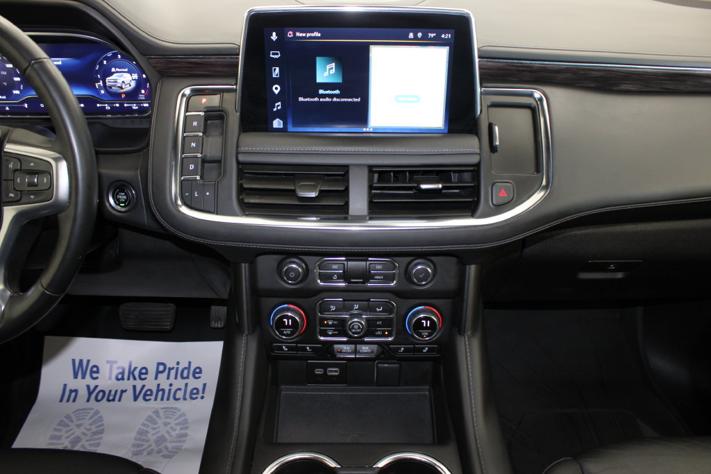 Used 2023 Chevrolet Suburban Z71 w/ Luxury Package AWD/4WD image 14