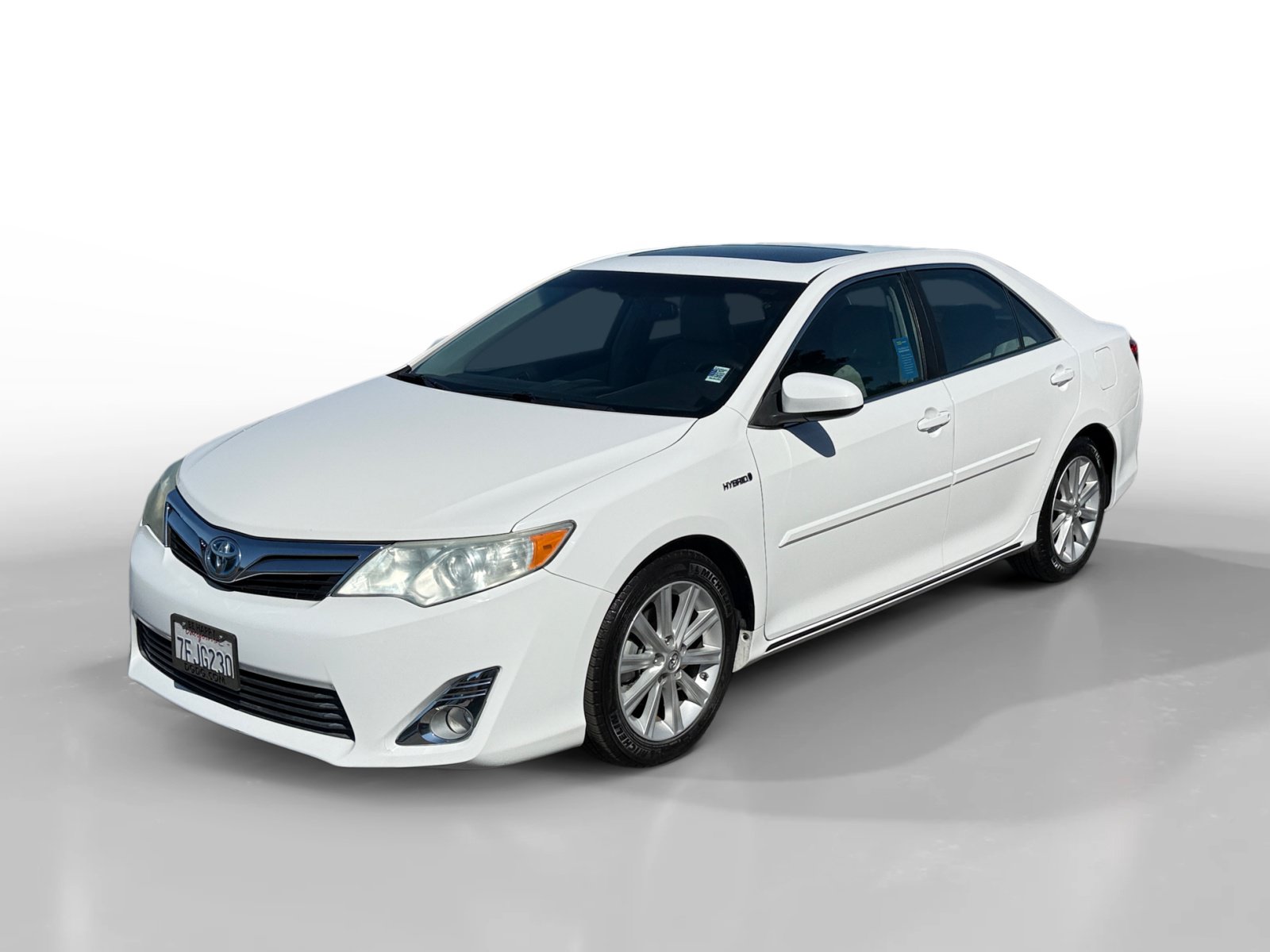 Used 2014 Toyota Camry XLE w/ Leather Package