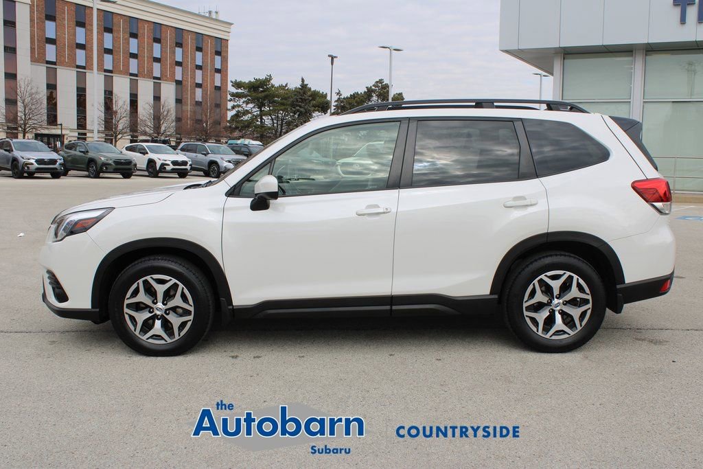 Certified 2024 Subaru Forester Premium AWD/4WD image 8