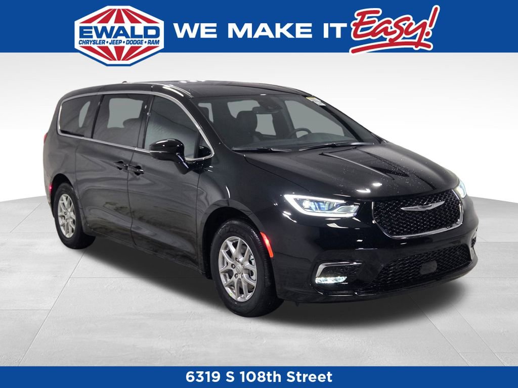 New 2026 Chrysler Pacifica Select FWD image 1