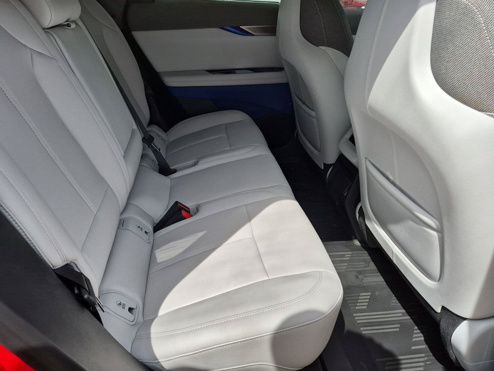 New 2027 Cadillac Optiq Sport w/ LPO, Floor Liner Package AWD/4WD image 29