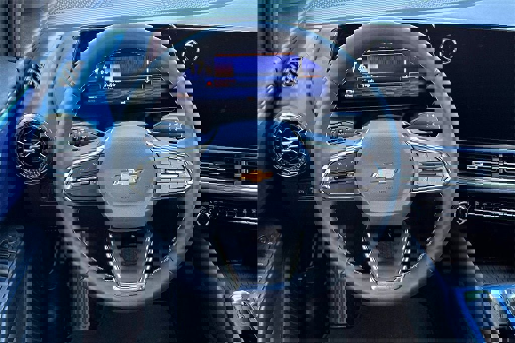 New 2026 Chevrolet Equinox EV LT image 14