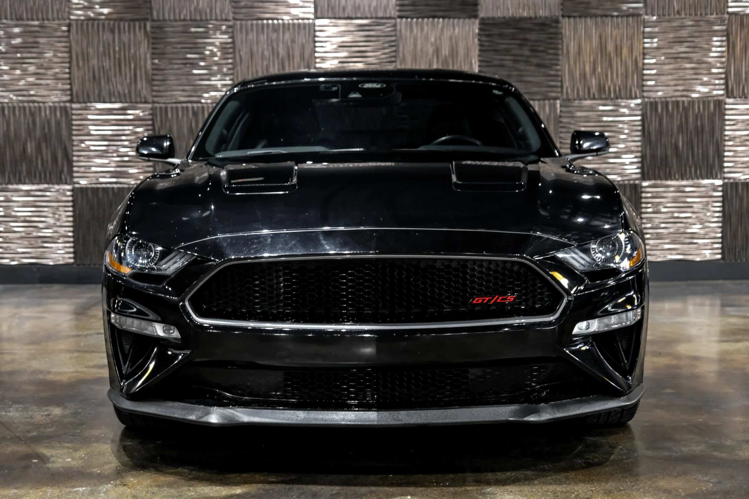 Used 2022 Ford Mustang GT Premium w/ Equipment Group 401A RWD image 3