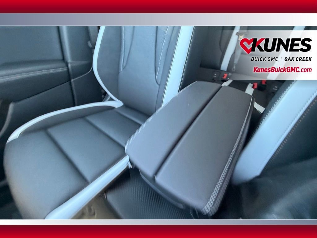 New 2026 Buick Envision Sport Touring image 21