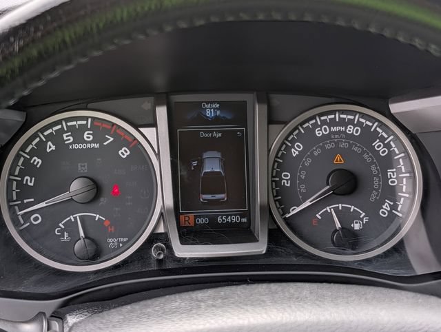 Used 2023 Toyota Tacoma SR5 AWD/4WD image 20