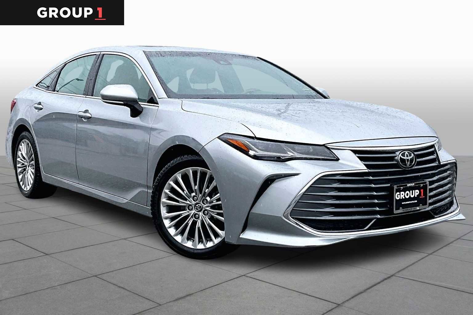 Certified 2019 Toyota Avalon Limited w/ All Weather Liner Package image 3