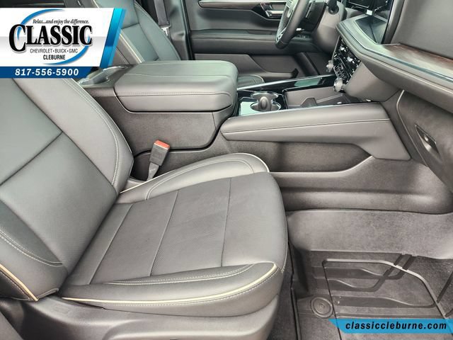 Used 2026 Chevrolet Tahoe Premier w/ Sun And Tow Package RWD image 15