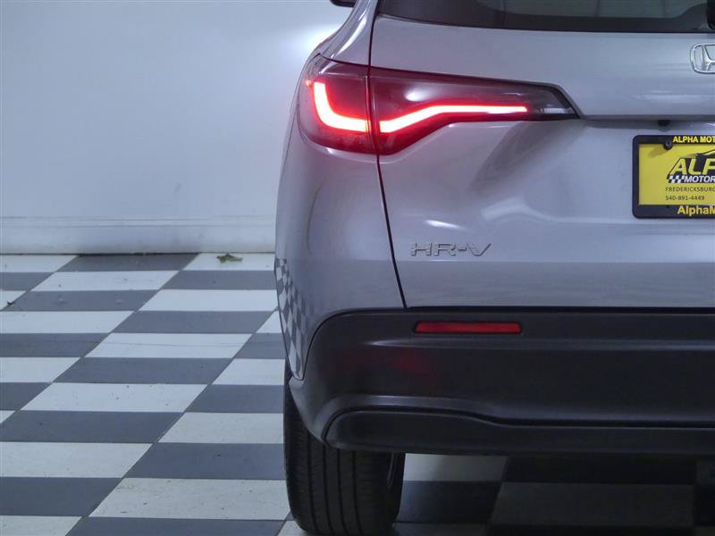 Used 2025 Honda HR-V LX image 27