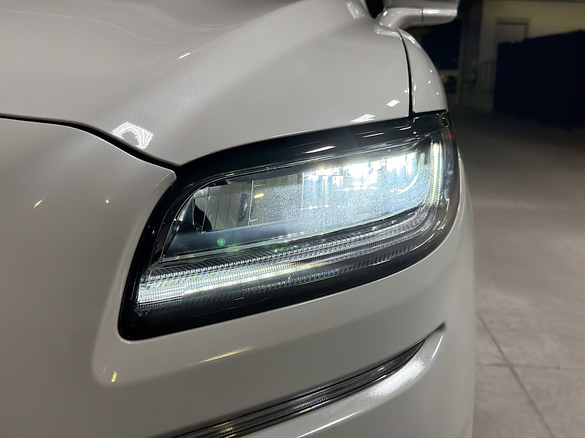 Used 2021 Lincoln Nautilus Reserve image 9