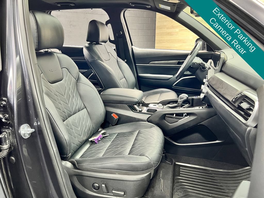 Used 2025 Kia Telluride EX X-Line AWD/4WD image 8